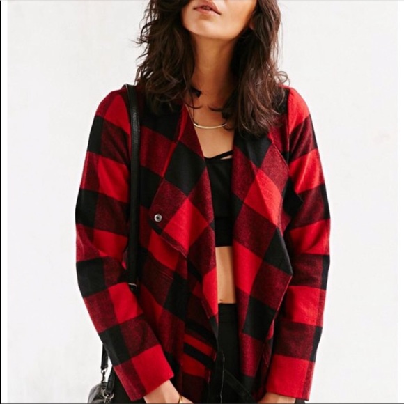 BB Dakota Plaid flannel red and Black jacket - Picture 2 of 8